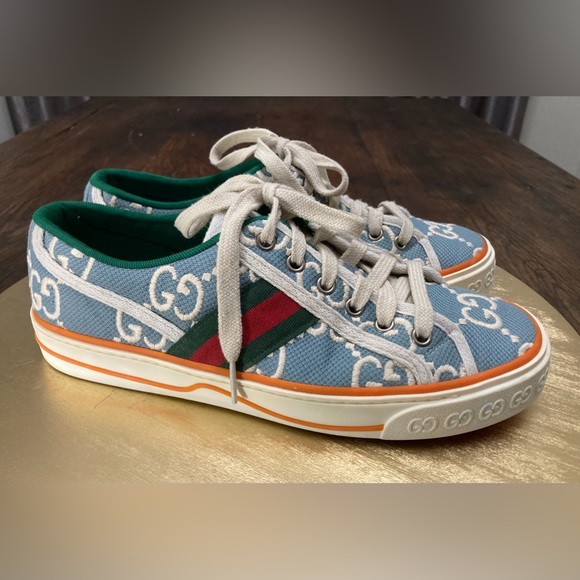 GUCCI TENNIS Size 39+ Pre-Owned. Excellent & Gorgeous conditions - Picture 3 of 6